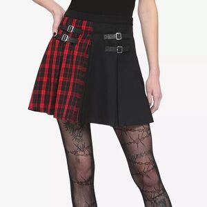 Hot Topic Black and Red Checkered Mini Skirt